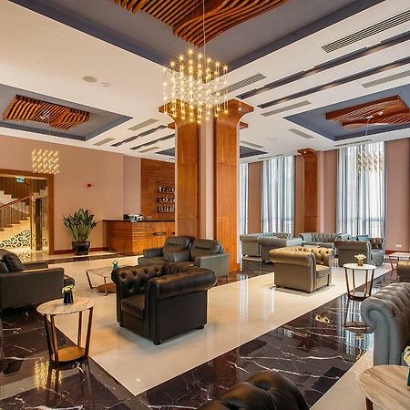 Horizont Hotel Tbilisi Bagian luar foto