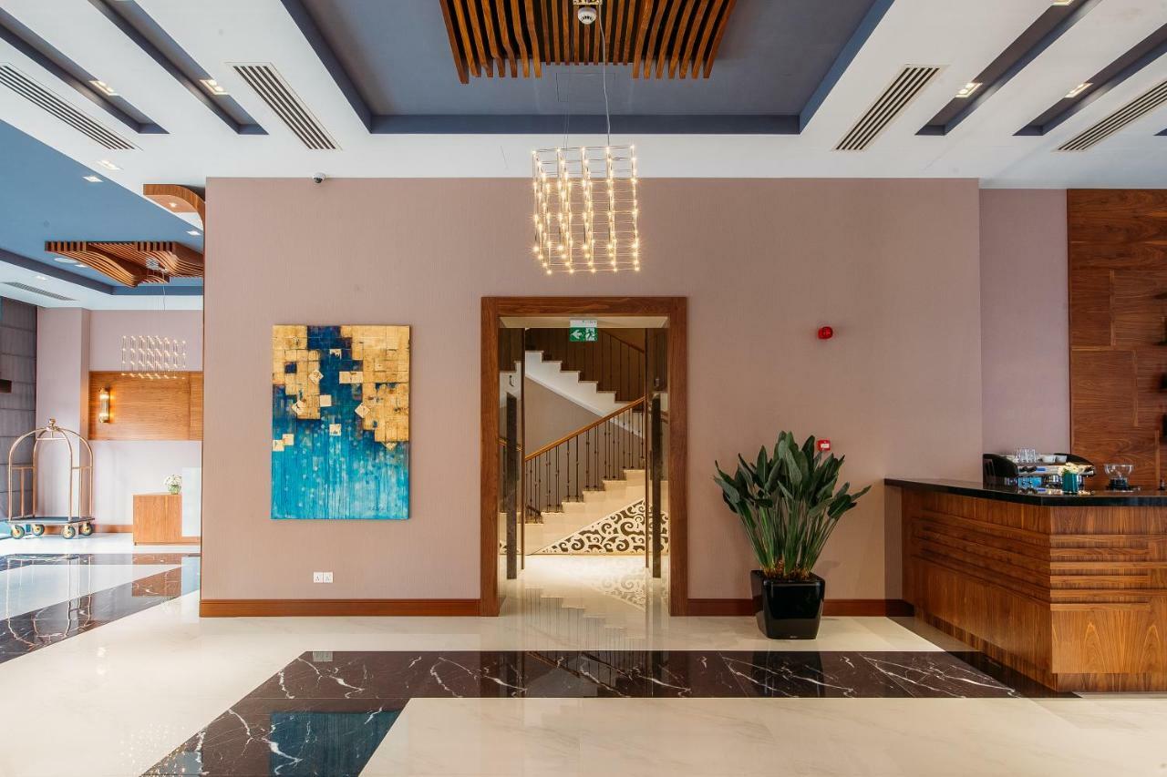 Horizont Hotel Tbilisi Bagian luar foto